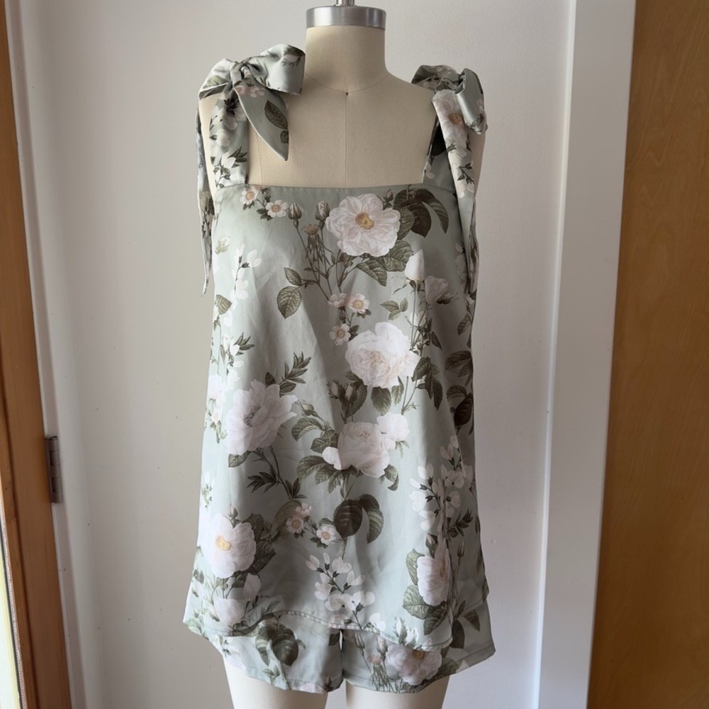 Show Me Your Mumu Secret Garden Satin Make-Up Tank & Glam Time Short Set-Sz Sml